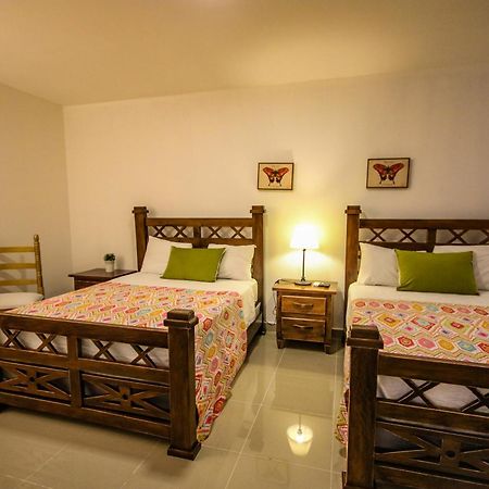 Deluxe Suites Guacamayos - Eco-Lodge & Swimming Pool Bonao Exterior foto