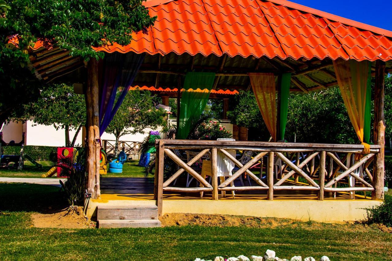 Deluxe Suites Guacamayos - Eco-Lodge & Swimming Pool Bonao Exterior foto